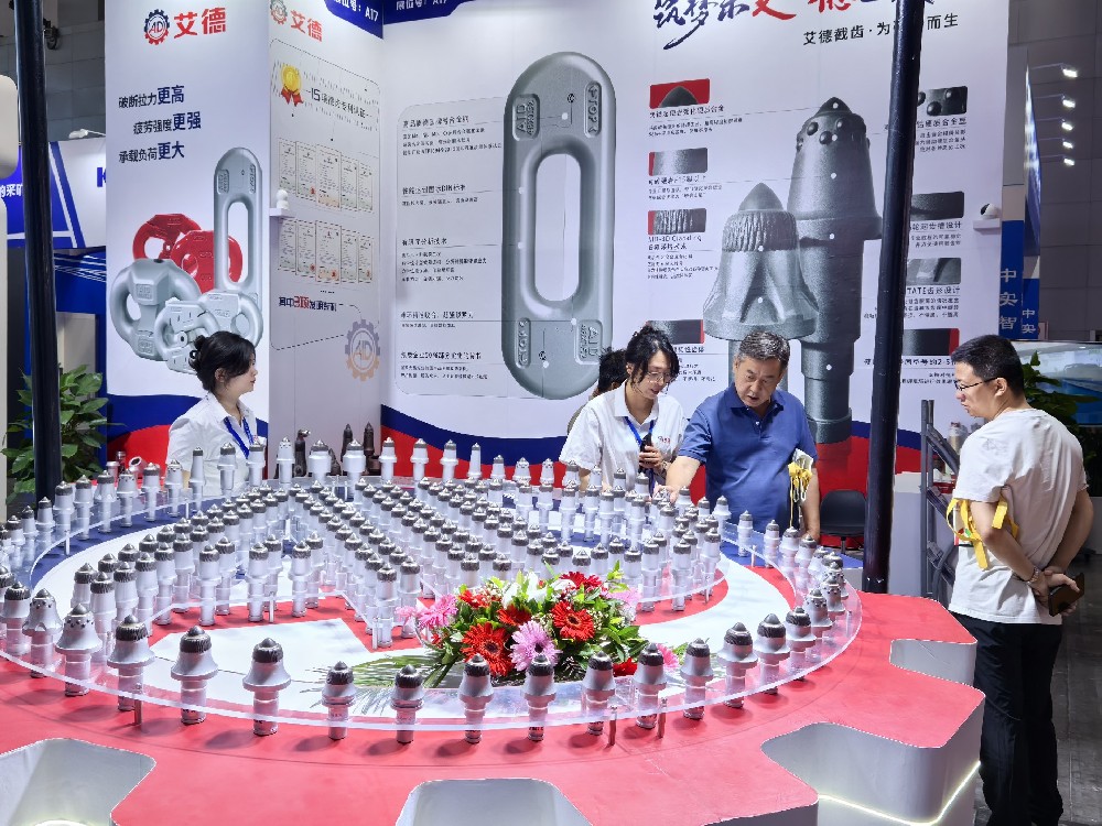 硬岩截齿：极端工况下的攻坚利器